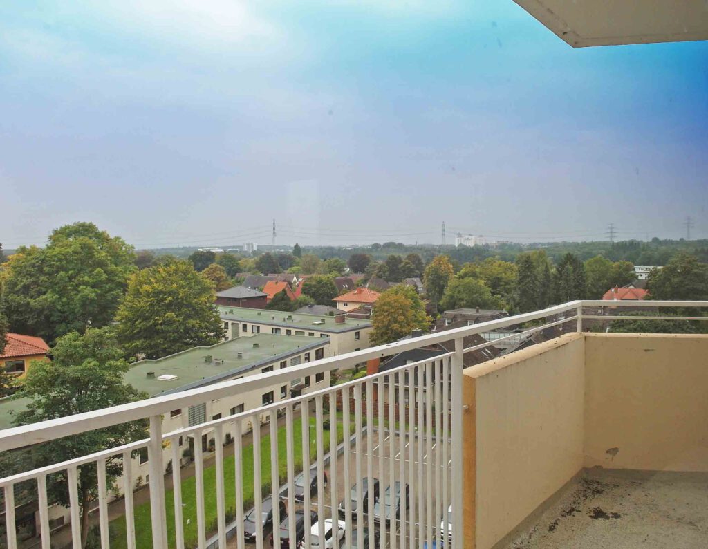 Reinbek – Schicke 1 Zimmer-Wohnung mit Balkon und Weitblick – Hein